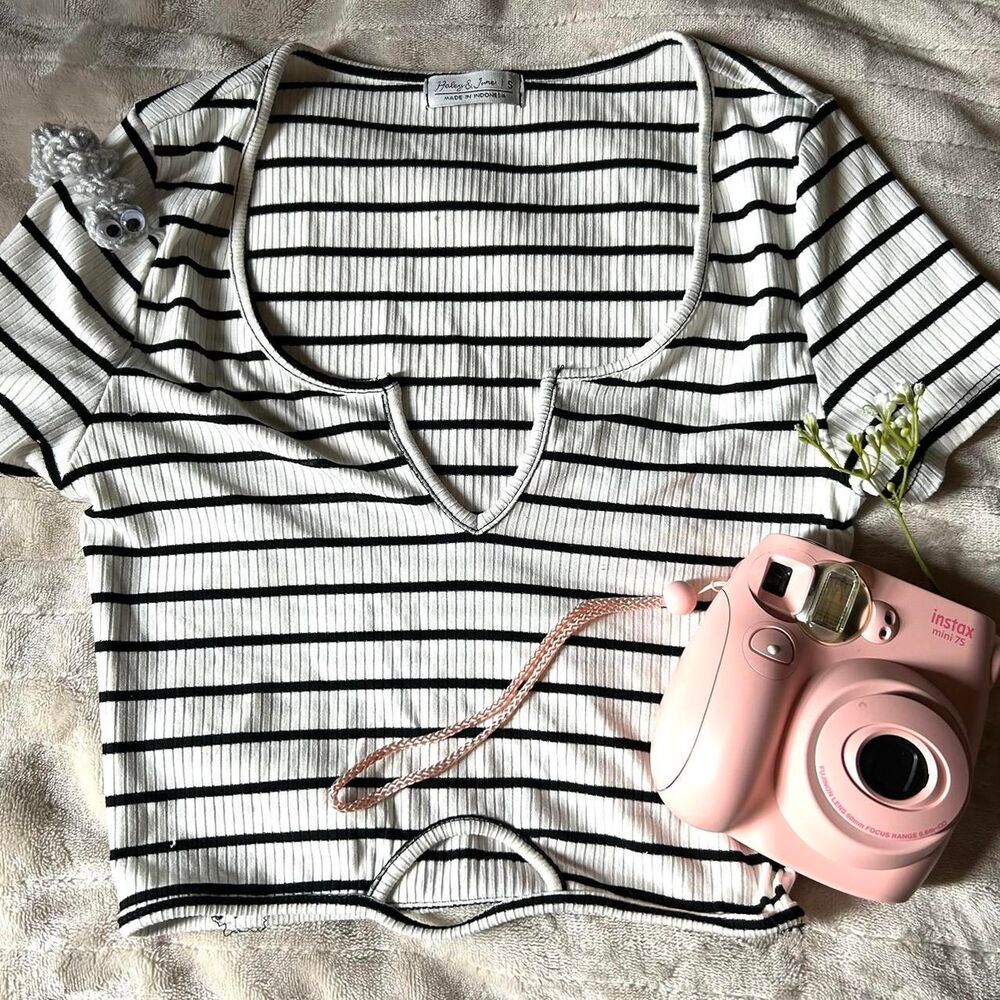 Black and White Striped Crop Top